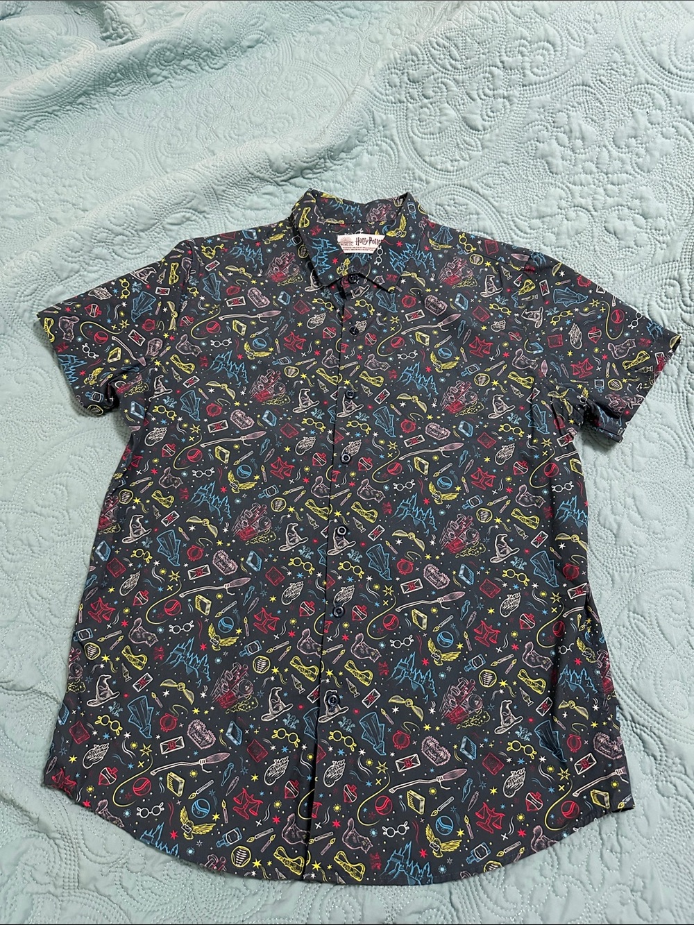 Warner Bros. Black Short Sleeve Button-Down Shirt with Multicolor Space Motif